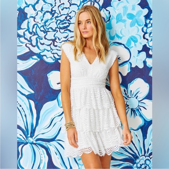 Lilly Pulitzer Dresses & Skirts - Lilly Pulitzer Faye Lace Ruffle V-Neck Mini Dress with a Scalloped Hem